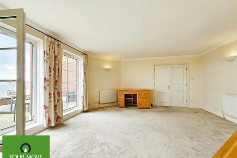 1 bedroom flat for sale, West Cliff Road, Kent CT10