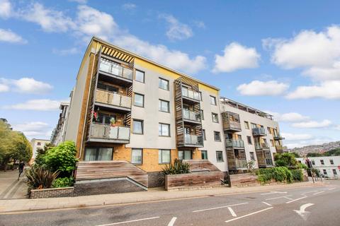 2 bedroom flat for sale, Kingscote Way, Brighton BN1