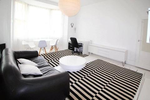 1 bedroom flat to rent, Bedford Square, East Sussex BN1