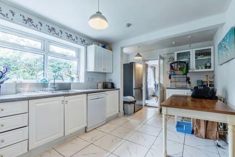 25 Elgar Close, Blackburn, BB2 3TE