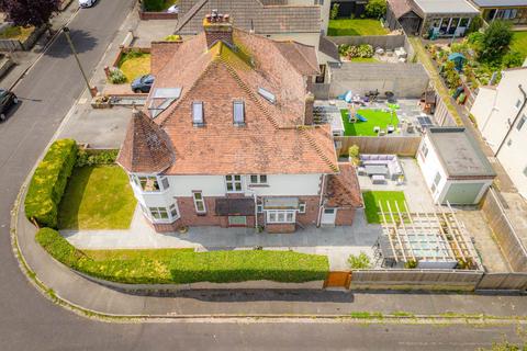 5 bedroom house for sale, Stanhope Road, South Ward - Wow Factor!