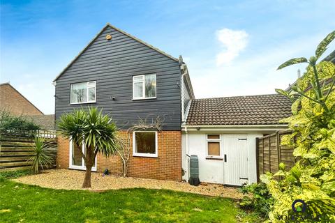 4 bedroom detached house for sale, Chawkmare Coppice, West Sussex PO21