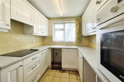 2 bedroom flat for sale, Gilwynes, West Sussex PO21