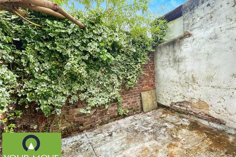 2 bedroom semi-detached house for sale, William Street, West Sussex PO21