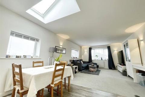 2 bedroom flat for sale, Felpham Way, West Sussex PO22