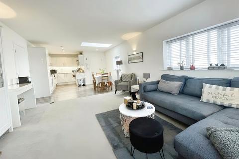 2 bedroom flat for sale, Felpham Way, West Sussex PO22