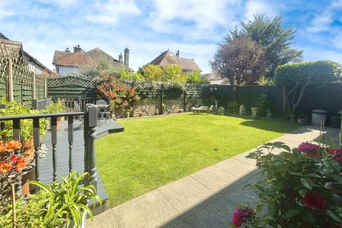 4 bedroom detached house for sale, Victoria Mews, Bognor Regis PO21