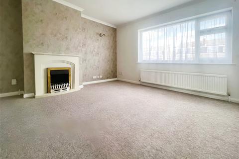 2 bedroom bungalow to rent, Glynde Crescent, West Sussex PO22