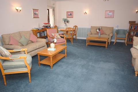 1 bedroom flat for sale, Springwood Gardens, Belper DE56