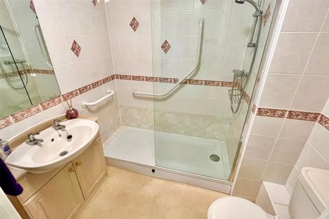 1 bedroom flat for sale, Kedleston Close, Derbyshire DE56