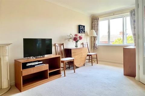 1 bedroom flat for sale, Kedleston Close, Derbyshire DE56