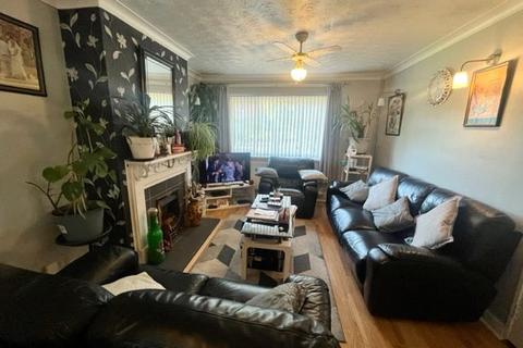 3 bedroom end of terrace house for sale, Pithall Road, West Midlands B34