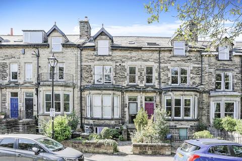 2 bedroom apartment for sale, Mornington Crescent, Harrogate, HG1 5DL