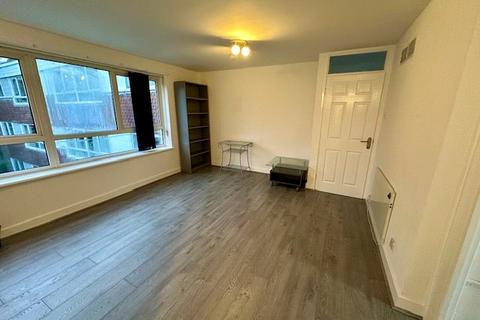 2 bedroom flat to rent, Marsland Road, West Midlands B92