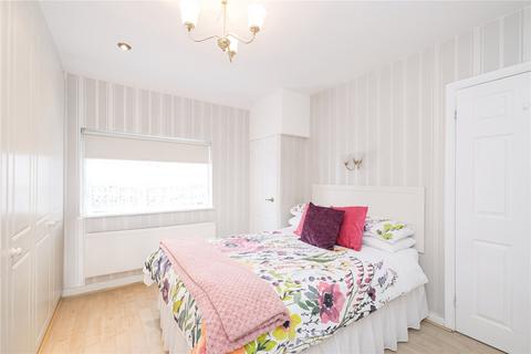 3 bedroom semi-detached house for sale, Kitchener Road, Dagenham RM10