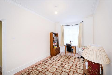 4 bedroom terraced house for sale, Mortlake Road, Ilford IG1