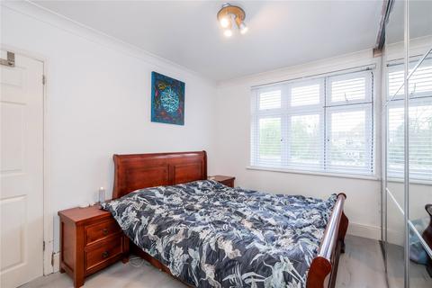 5 The Chase, Chadwell Heath, Romford, RM6 6UR
