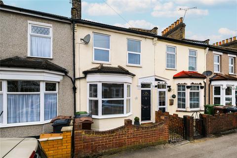 19 Eustace Road, Romford, RM6 6JP
