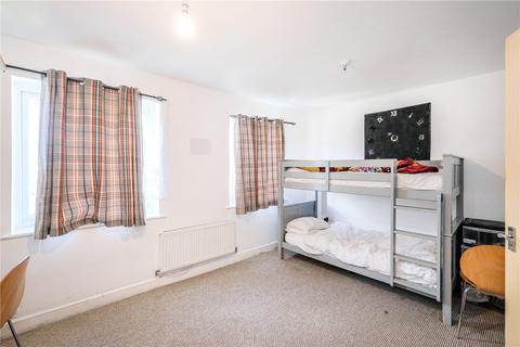 23 Norwich Crescent, Chadwell Heath, Romford, RM6 4UW