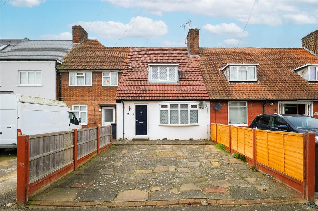 Valence Avenue, Dagenham RM8 2 bed terraced house for sale £350,000