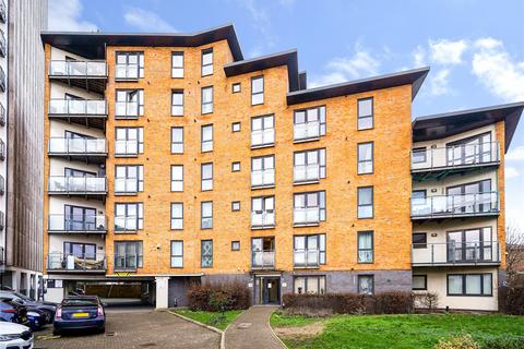 2 bedroom flat for sale, Gateway Court, Gants Hill IG2