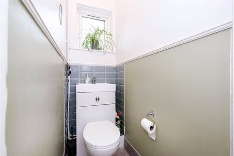 178 Manor Square, Dagenham, RM8 3RX