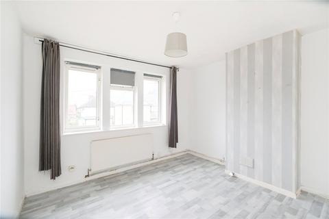 2 bedroom flat for sale, Armstead Walk, Dagenham RM10