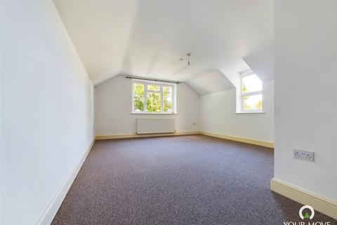 2 bedroom flat to rent, Station Road, Kent CT7