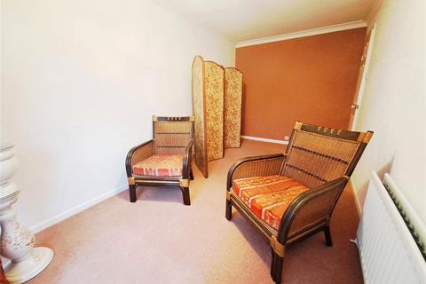 19 Abbey Crescent, Darwen, BB3 3PX