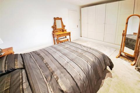19 Glencoe Avenue, Hoddlesden, Darwen, BB3 3LW