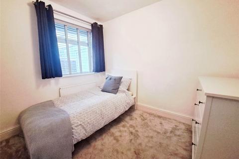 19 Glencoe Avenue, Hoddlesden, Darwen, BB3 3LW