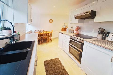 19 Glencoe Avenue, Hoddlesden, Darwen, BB3 3LW