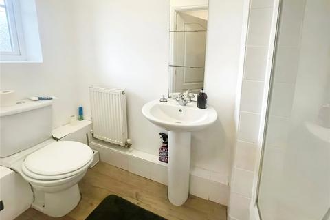 4 bedroom detached house to rent, High Bank Crescent, Lancashire BB3