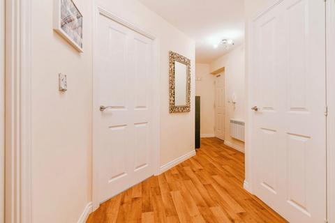 2 bedroom apartment for sale, Principal Rise, Dringhouses, York, YO24 1UB