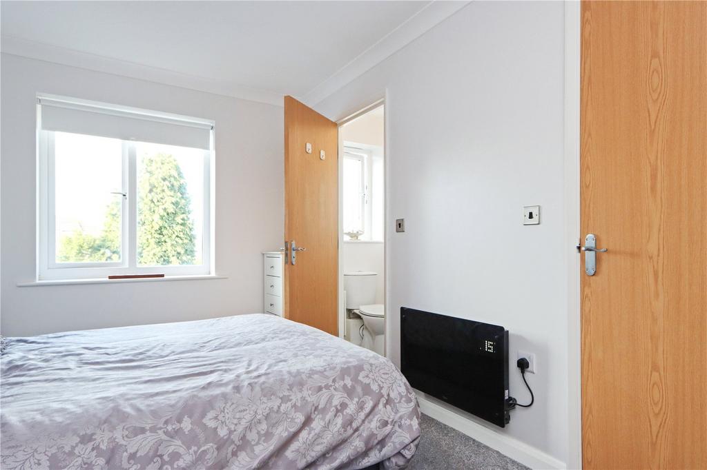 Bedroom/En Suite