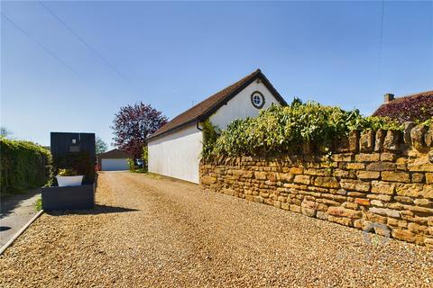 3 bedroom detached house for sale, Larkhall Lane, Northampton NN7