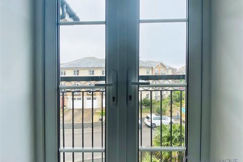 15 Eugene Way, Eastbourne, BN23 5BH