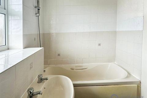 1 bedroom flat for sale, Falmouth Close, East Sussex BN23