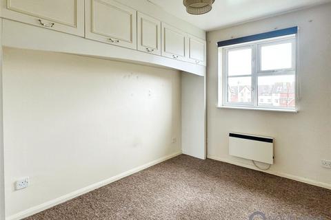 1 bedroom flat for sale, Falmouth Close, East Sussex BN23