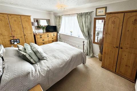 100 Hatherleigh Road, Exeter, EX2 9JR