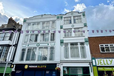 2 bedroom flat to rent, Fore Street, Devon EX4