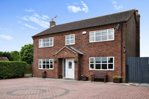 4 bedroom detached house for sale, Garthorpe Road, Adlingfleet DN14