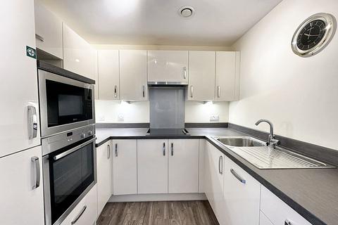 2 bedroom retirement property for sale, Beaulieu Road, Dibden Purlieu, SO45