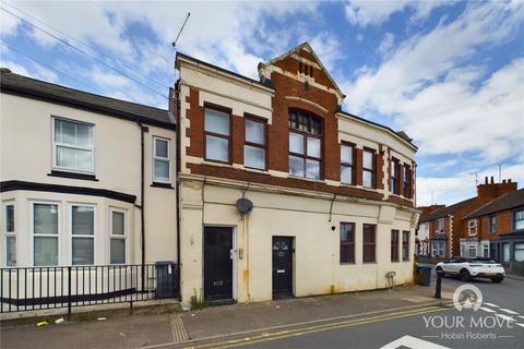 2 bedroom flat for sale, Regent Street, Kettering NN16