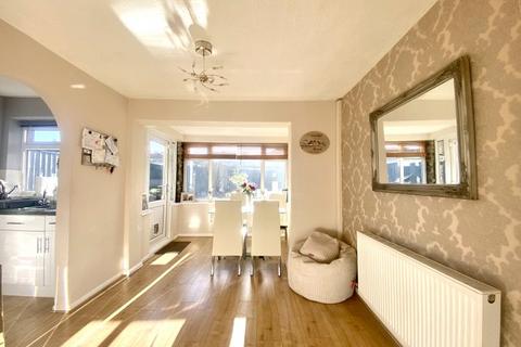 3 bedroom terraced house for sale, Wheathead Lane, West Yorkshire BD22