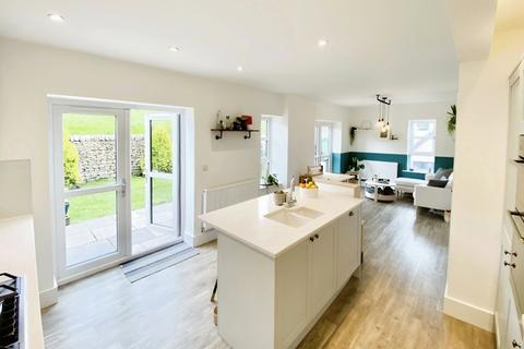 67 River View, Haworth, Keighley, BD22 8SD