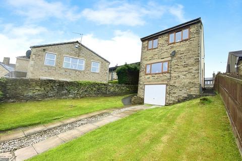 3 bedroom detached house for sale, Lodge Gate Close, Bradford BD13