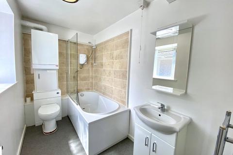 2 bedroom end of terrace house for sale, New Row, West Yorkshire BD16