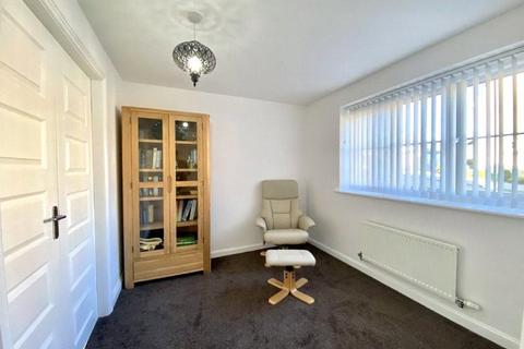 27 Beacon Hill, Keighley, BD22 6FE