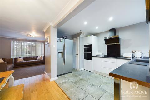 16 Stonewold Close, Northampton, NN2 8QD